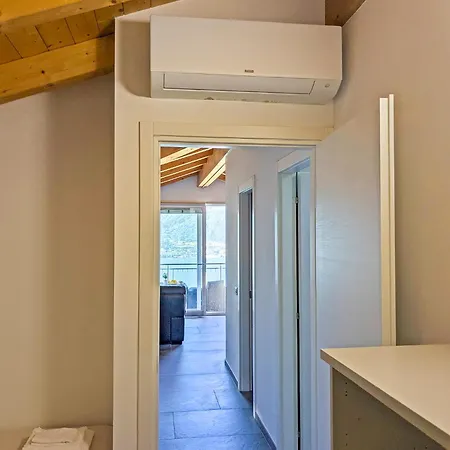 Andrea Vista Apartment Gera Lario